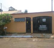 Casa para Venda, em Campo Grande, bairro Bairro Maria Aparecida Pedrossian, 4 dormitórios, 2 banheiros, 2 vagas